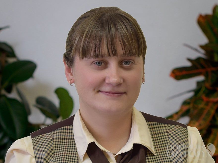 Немтинова Мария Юрьевна, официант