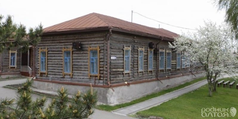 Дом музей Шукшина в селе Сростки в Алтайском крае